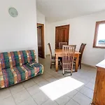 Residence With Panoramic Pool 1500 Meters From The Sea In Badesi Appartement Badesi