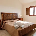Residence With Panoramic Pool 1500 Meters From The Sea In Badesi *